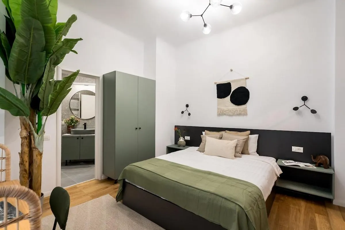 Apartment Superb 2Br Flat - Top Location - 2 Baths Bucharest